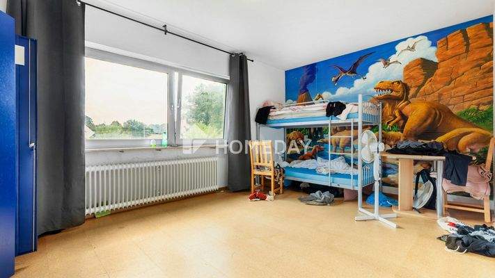 1. OG Schlafzimmer 1 1