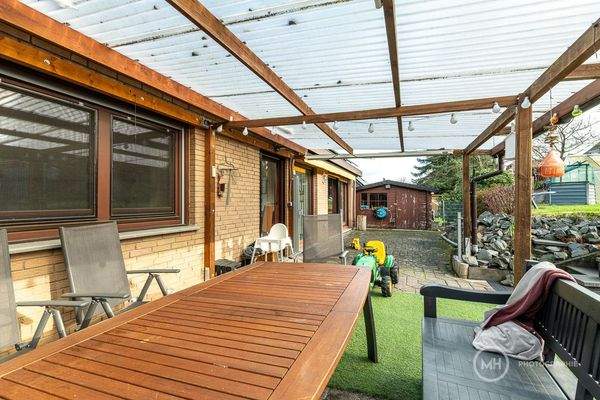 überdachte Terrasse