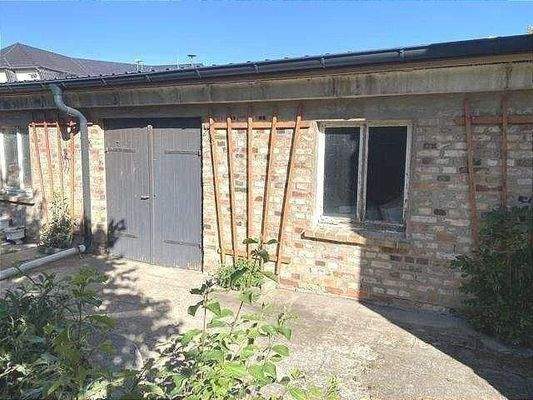 Rückansicht Garagen