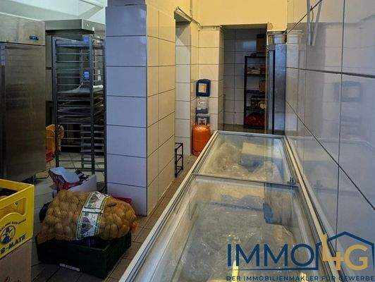 WhatsApp Image 2025-12-16 at 11.44.54.6