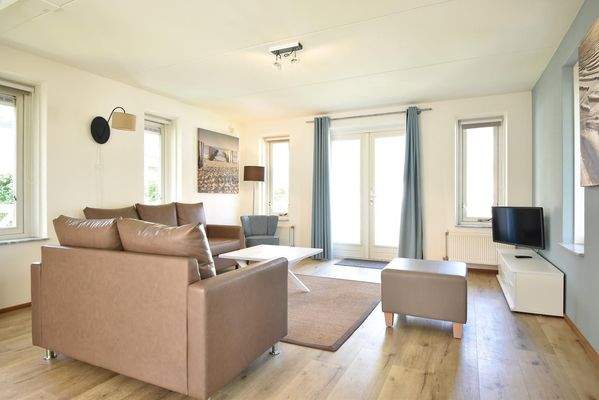 Freistehendes-Ferienhaus-auf-Cape-Helius-Hellevoetsluis004