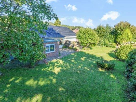 Drohnenansicht Garten