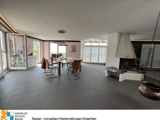 Offener Wohn &amp; Essbereich