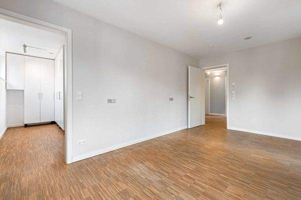 Schlafzimmer und Ankleidezimmer