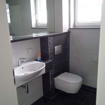 Kinderbad mit Dusche 