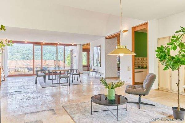 Von hier gehts in die Küche