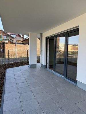 überdachte Südterrasse