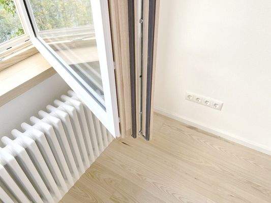 Dreifach verglaste Holz-Alu-Fenster