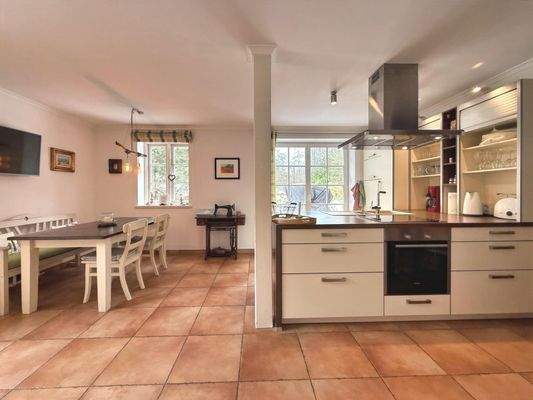 Küche und Essbereich