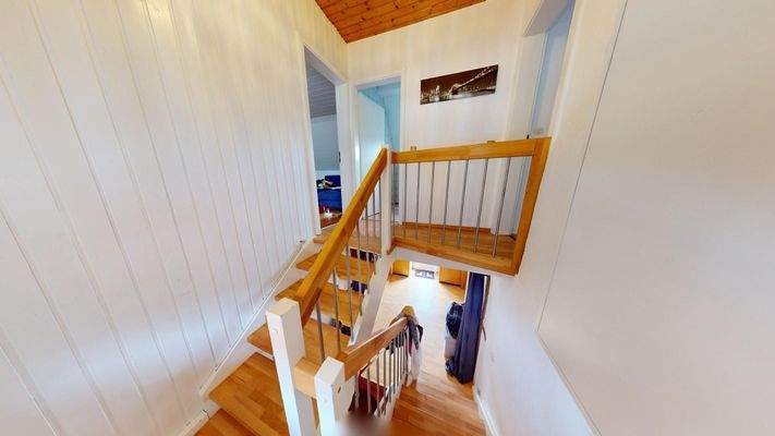 Miete Treppenhaus OG