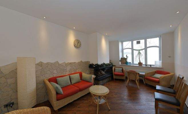 Gewerbe EG Hausnr. 42