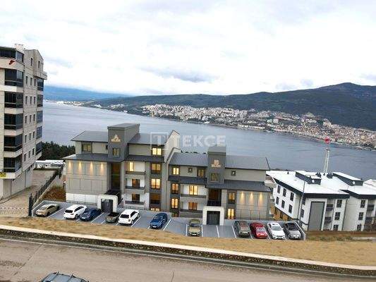 Uninterrupted Sea View Apartments in Bursa Gemlik