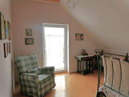 DG: 3-Zimmer (inkl. offener Küche) 