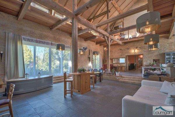 Studio bis 9 m Deckenhöhe