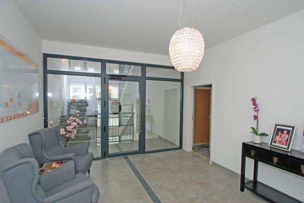 Beispiel Ausstattung Empfang 1.OG