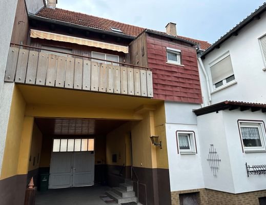 Wohnung 2 OG mit Balkon