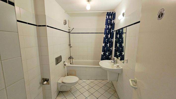 Bad mit Waschmaschinenanschluss