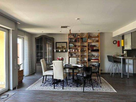 Wohn-/Esszimmer