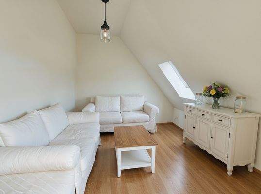 EFH 1. OG Zimmer3 (KIgeneriert)