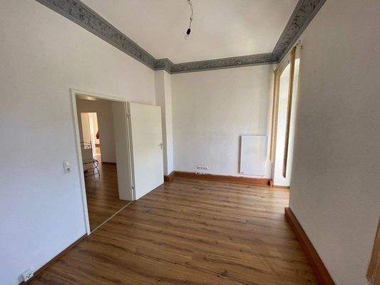 Esszimmer von der Küche aus gesehen.jpg