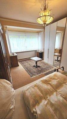 EG Schlafzimmer Südwestfenster