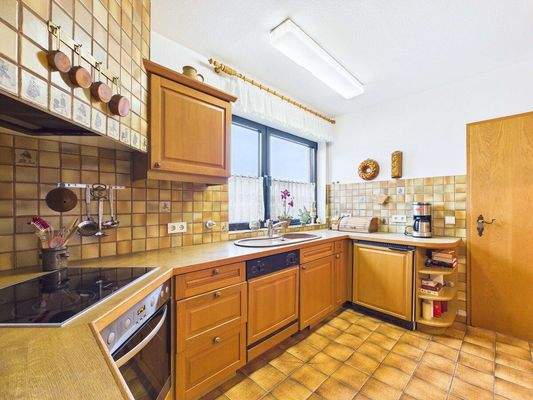 Vielseitiges Zweifamilienhaus in Wallerfangen 