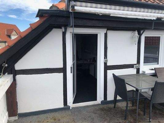Zugang von Büro Balkon DG
