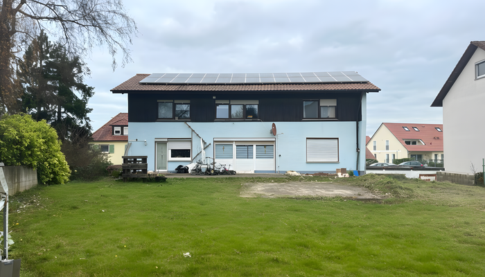 Hausansicht (Gartenseite)