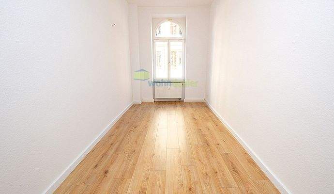 Geräumiges Arbeitszimmer – viel Platz für Homeoffice oder Hobby, flexibel nutzbar