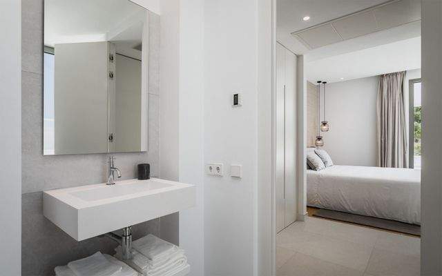 Photo: Villa in Estepona