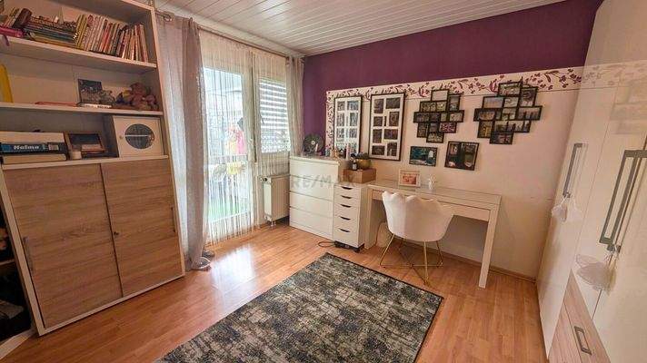 EG Kinderzimmer Bild 2