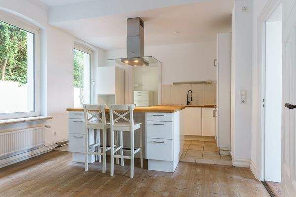 Küche mit Essbereich