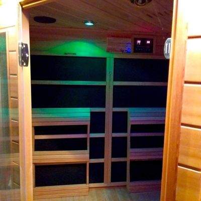 Wärmekabine Lichtspiele + Radio