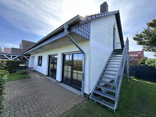 zusätzlicher, separater Zugang zur Einliegerwohnung