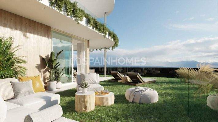 Sea View Properties in a Complex with Pools in Costa del Sol