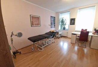 Wohnzimmer jetzt Praxisraum 1