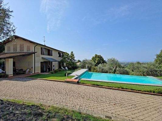 20250827_103144 - 1K JPEG.jpg