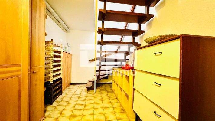 Souterrain Flur / Diele