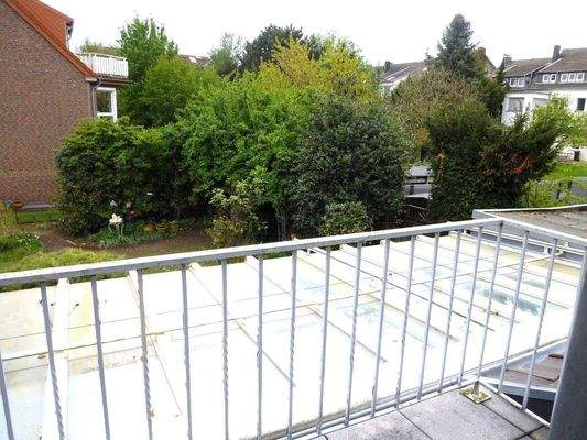 Blick vom Balkon im DG.
