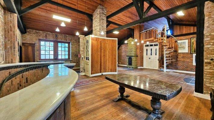 72 m² Wohnsaal im Obergeschoss