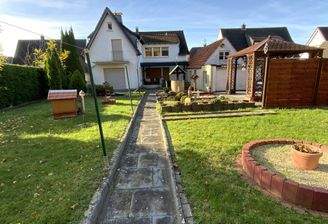 Blick aus dem Garten