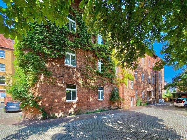 Inklusive Einbauküche: Sanierte 2-Raum-Wohnung im Erstbezug - Photo 5