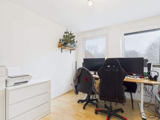 Arbeits- oder Schlafzimmer