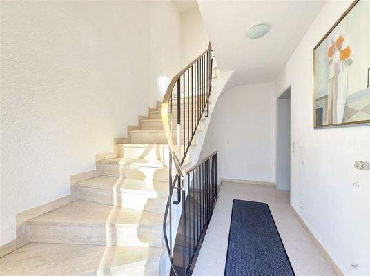 Eingang / Treppenhaus