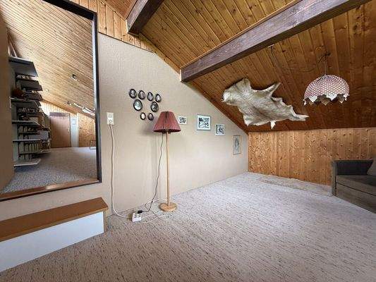  Schlafzimmer 5 / Dachboden 