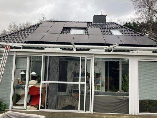 Blick auf die Solaranlage