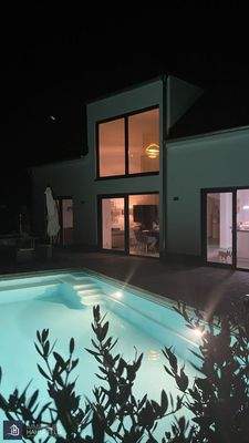 Rückseitige Objektansicht, Pool