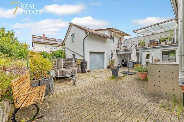 20250911_Kamil_Trojan_Design_Menzingen_Hebelstr._16_Bildnummer-012