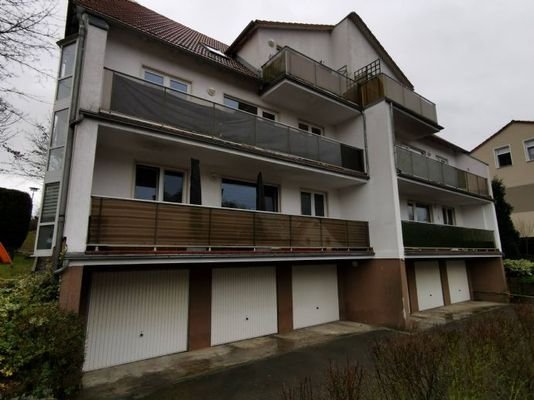 Balkon + Garageneinfahrt