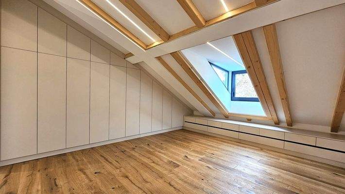 Schlafzimmer mit maßgefertigten Schränken2